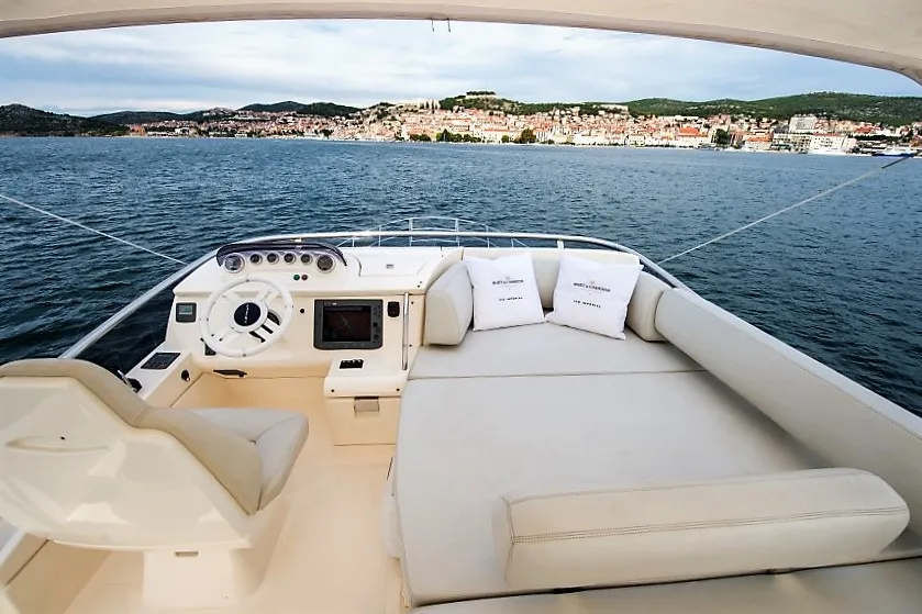 Azimut 47 Skyfall MY — yacht photo 29