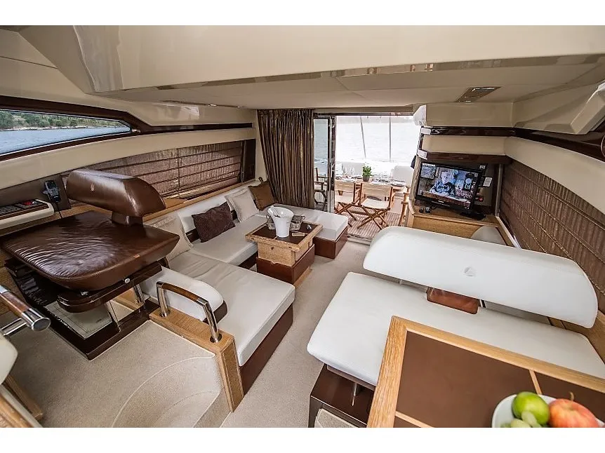 Azimut 47 Skyfall MY — yacht photo 30