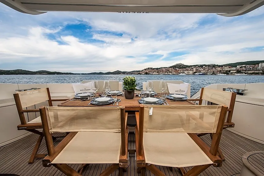 Azimut 47 Skyfall MY — yacht photo 23
