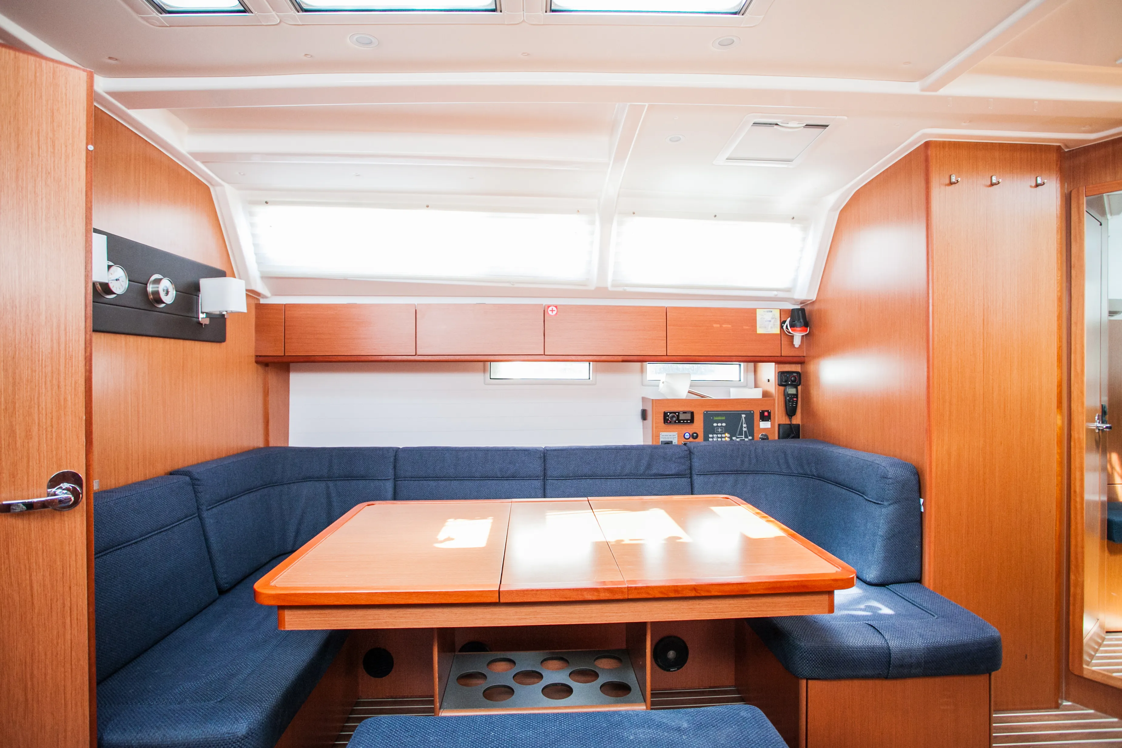 Bavaria Cruiser 46 Lovro — фотография яхты 8